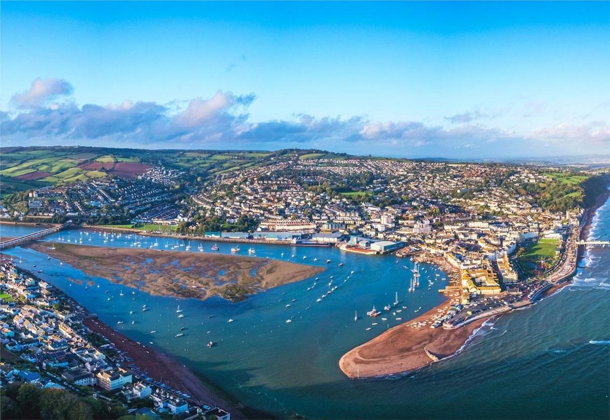 Teign View, Grand Banks